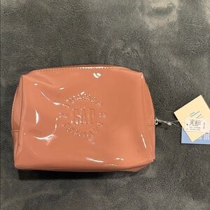 Gap x Summer Fridays Cosmetic Bag